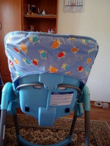 Стол за хранене на нива