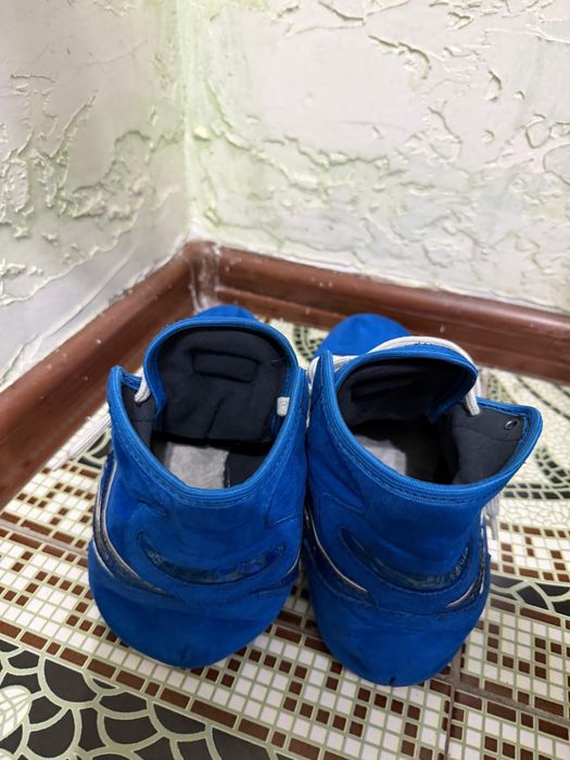 Продам борцовки, одевали всего 1 раз, не подошел размер.