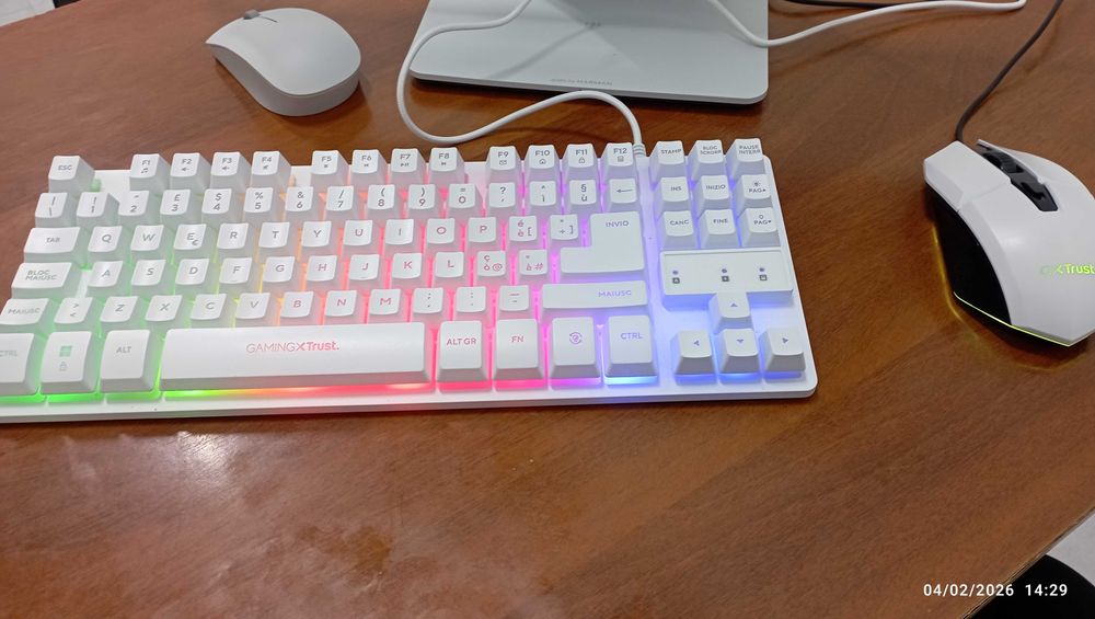 Klavyatura va mishka igravoy