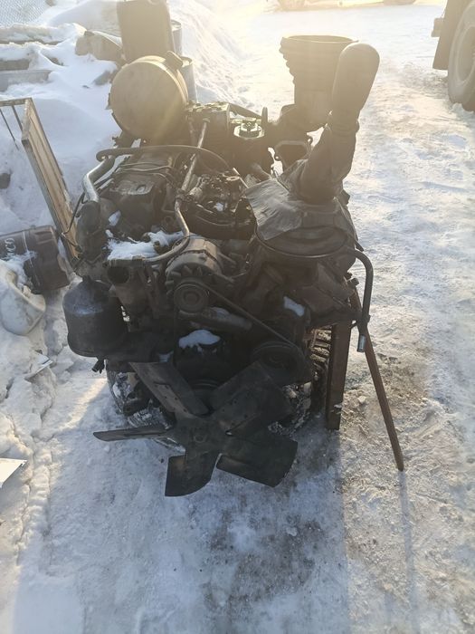 Мотор с коробкой камаз