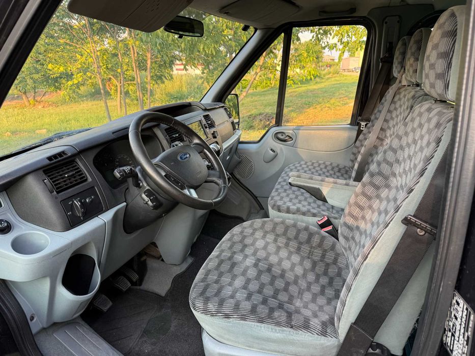 Кемпер  Ford TRANSIT 2.2TDI клима 7места