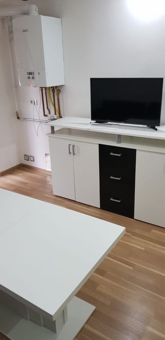 Proprietar inchiriez apartament cu 2 camere