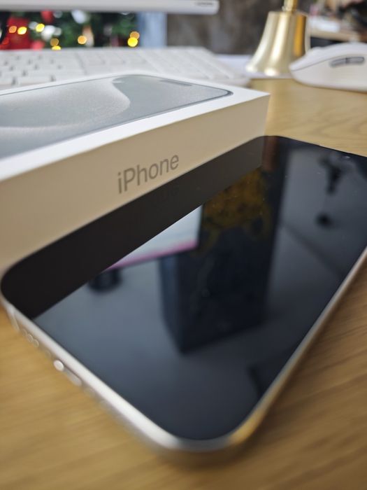 Apple iPhone 15 Pro – 1TB, White Titanium | 86% батерия | Като нов