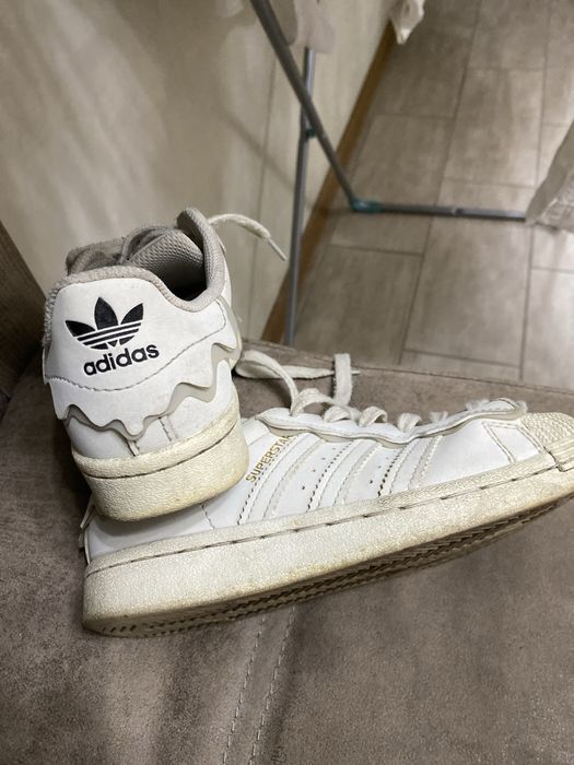 Adidas Superstar бежевые