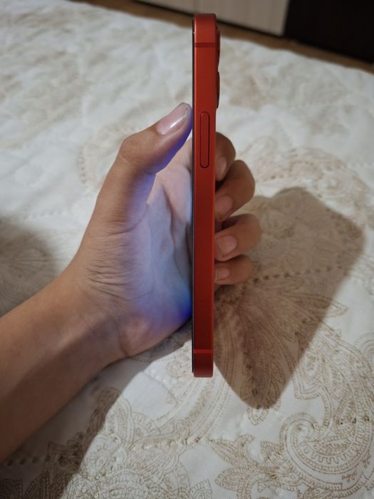 Iphone 12 mini red