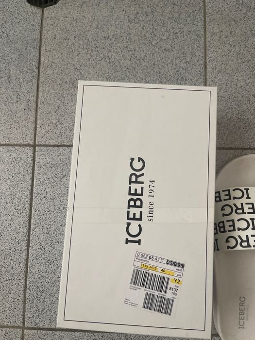 Чехли Icberg бели