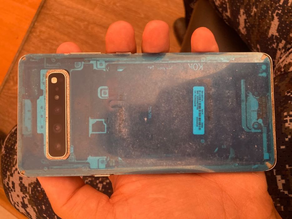 Продам Samsung S10 5G