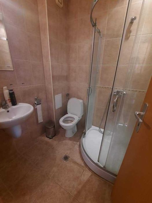 Дава се под наем Едностаен апартамент в Варна, Аспарухово - 50 кв.м за 306 € - Снимка #4