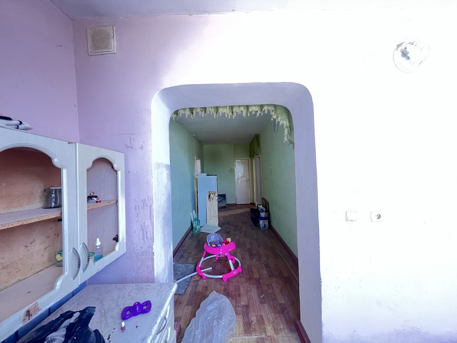 Срочно уй сотилади Аврорадан