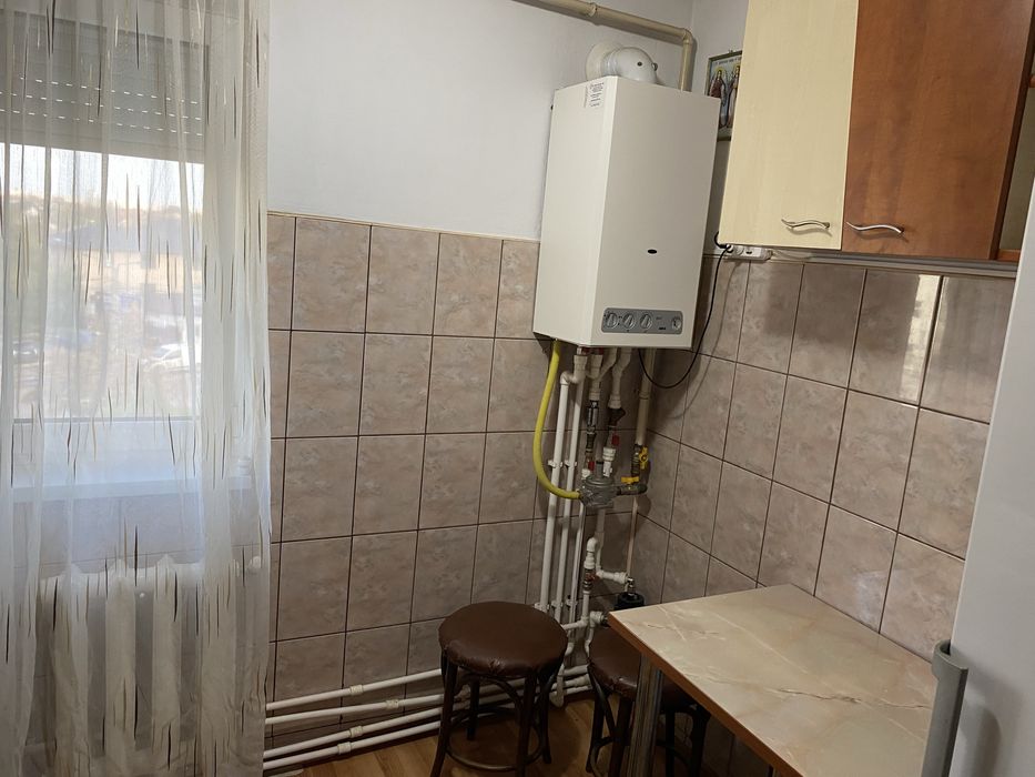 Inchiriez apartament 2 camere