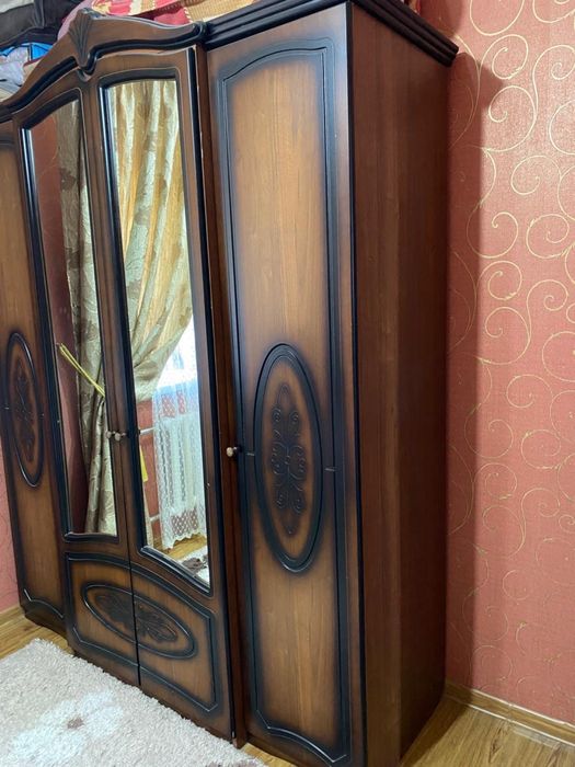 Продам шкаф для спальни