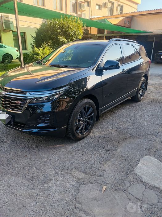 Продам Chevrolet Equinox 2023г