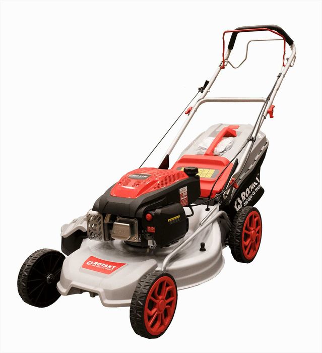 Masina tuns gazon, tractoras