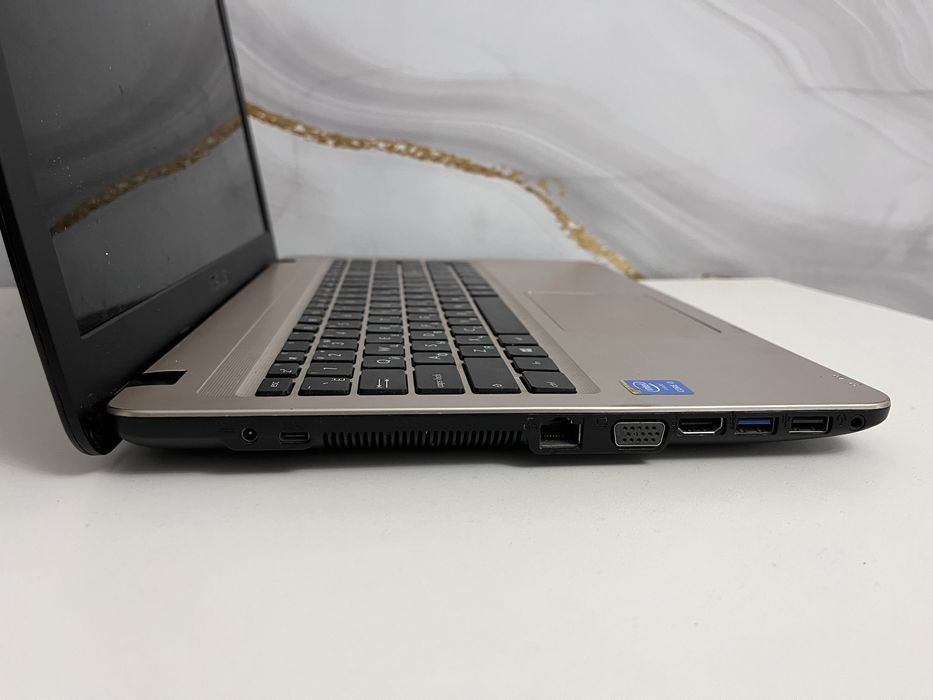 Продается Ноутбук Asus Б/у