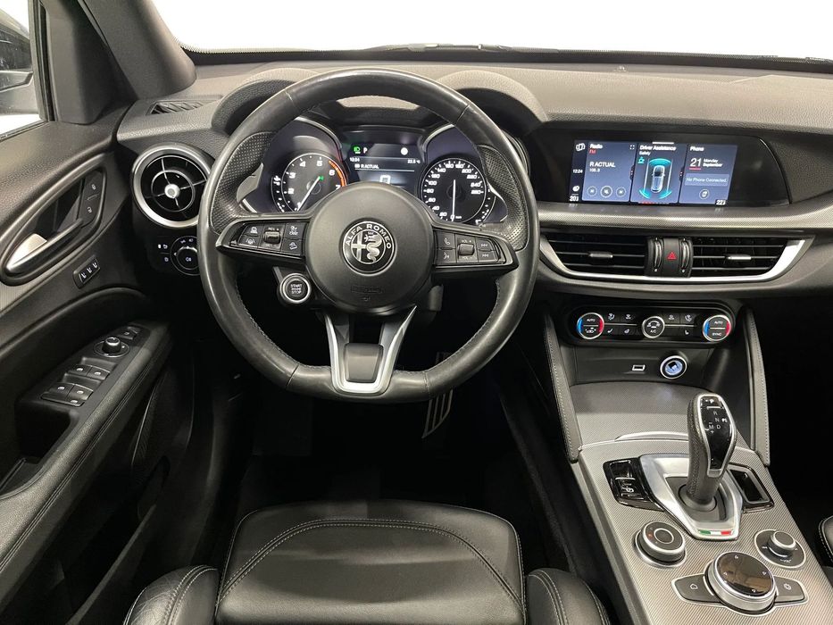 Alfa Romeo Stelvio 2022 benzină, 33.277 € — imagine 5