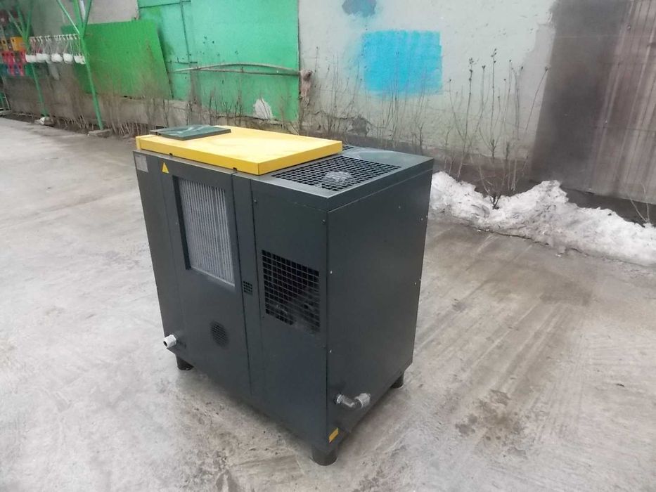 Compresor aer cu surub Kaeser SM 15 T cu uscător incorporat