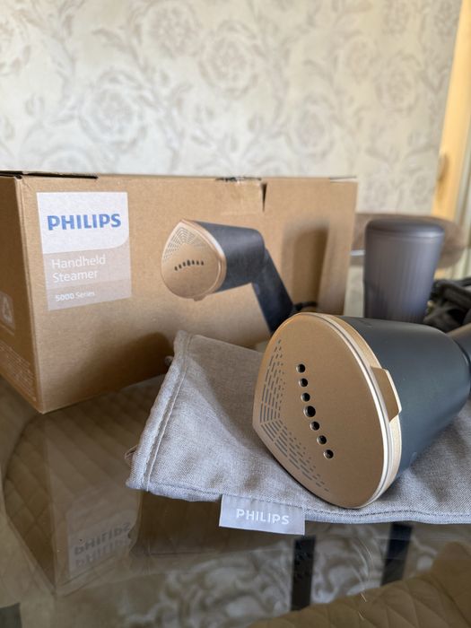 Philips Handheld Steamer