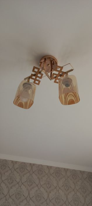 Люстра в отличном сост.