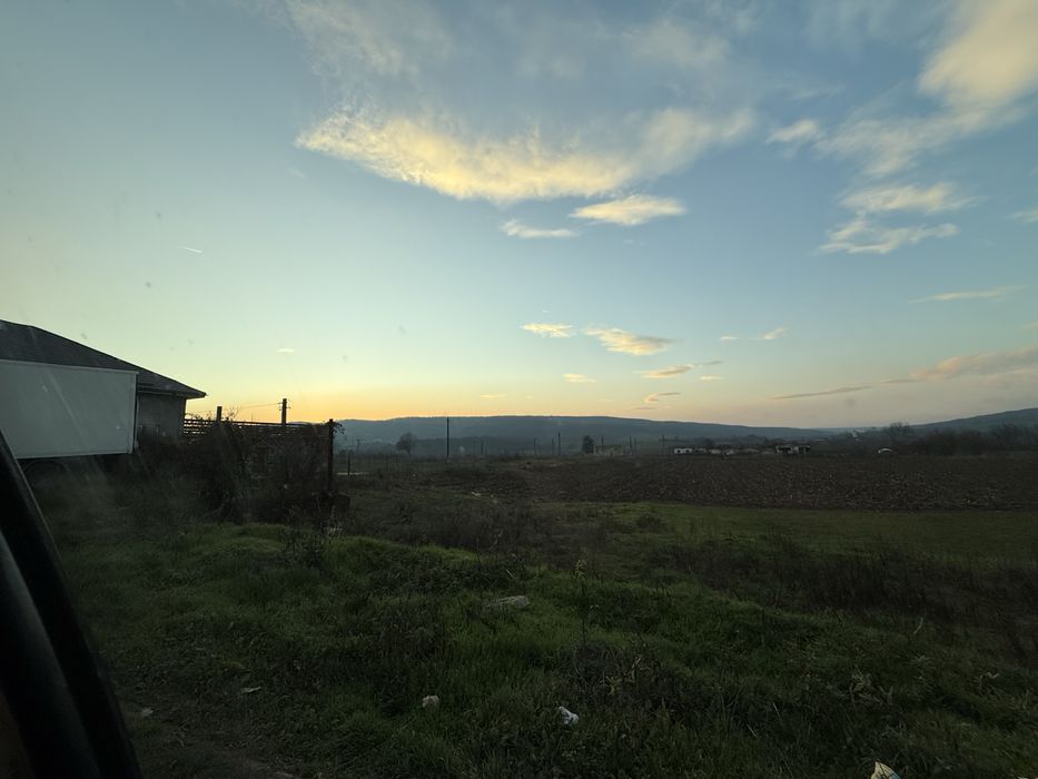 Teren de vanzare intravilan 720m.