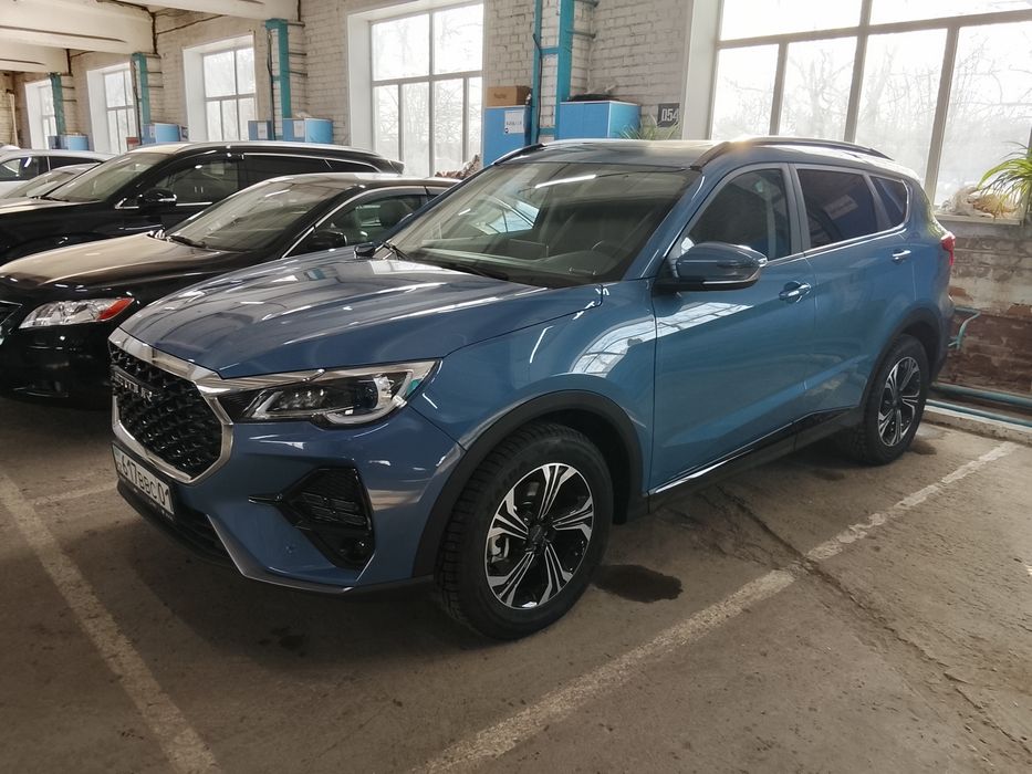 Автомобиль джетур