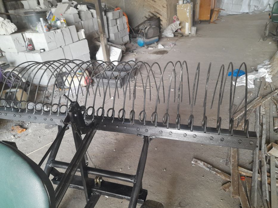 Продам адаптер с граблами на мотоблок