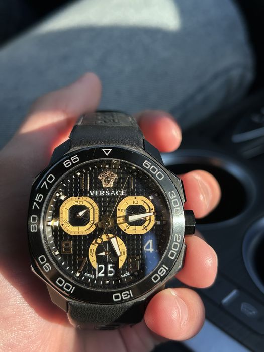 Versace Dylos Chronograph (референс VQC02-0015)