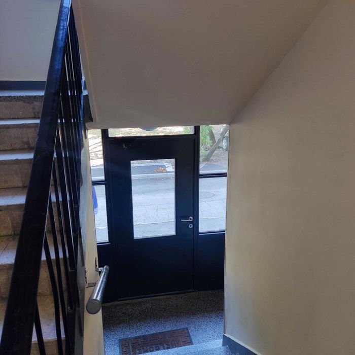 Продава се Едностаен апартамент в София, Младост 1 - 41 кв.м за 2805 €/кв.м - Снимка #2