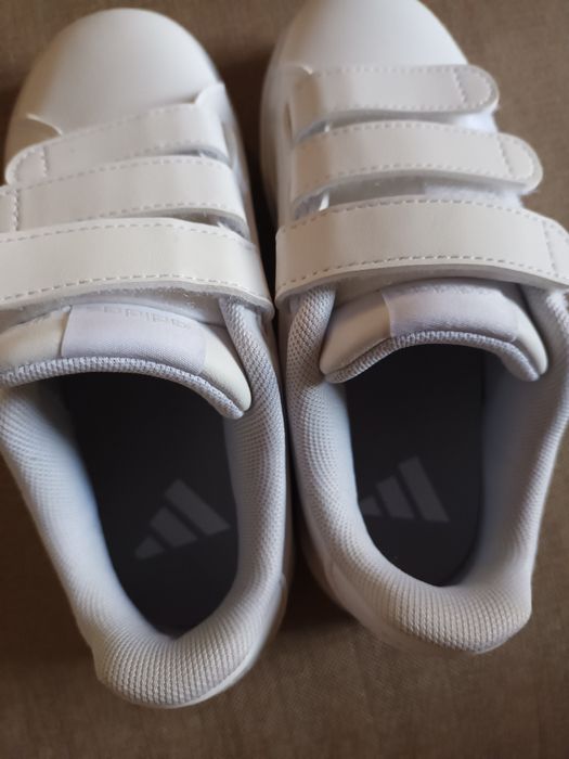 Adidasi copii marimea 30 de la adidas