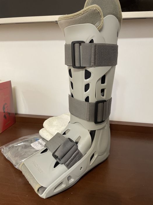 Orteza Aircast Elite, stare excelentă