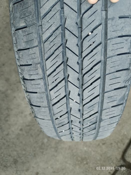 Продам резину на 17