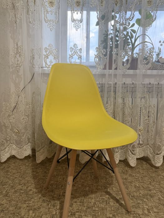 Продам стулья 2 штук