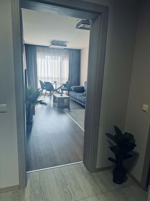 Лукс апарт под наем златни пясъци