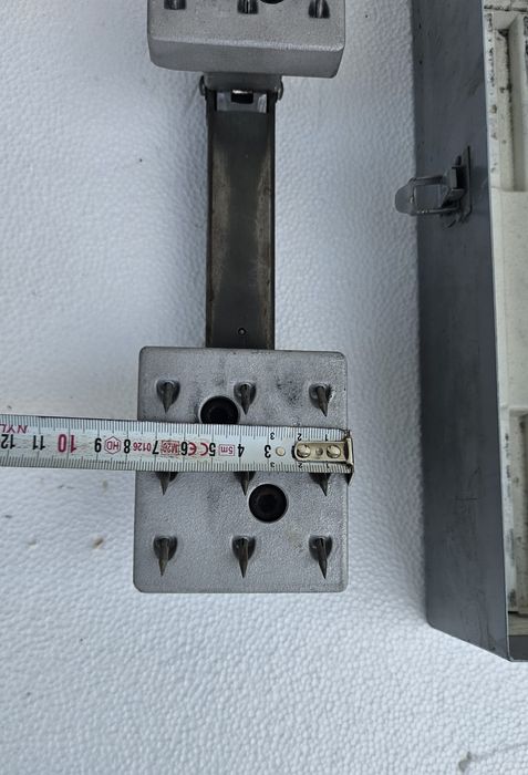 Dispozitiv Profesional pentru Ridicarea Pardoselii Tehnice (Bodenheber / Krallenheber) cu Cutie Originală – Made in Germany