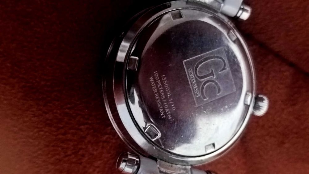 Дамски часовник Guess Collection