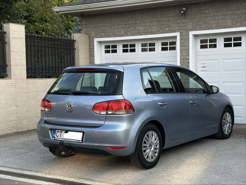 VOLKSWAGEN Golf 2010 — imagine 2