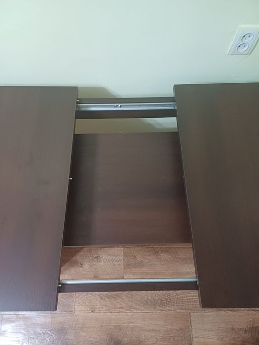 Стол раскладной,в гостиную.