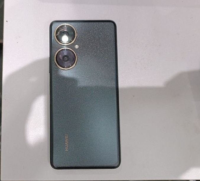 Huawei Nova 11 i