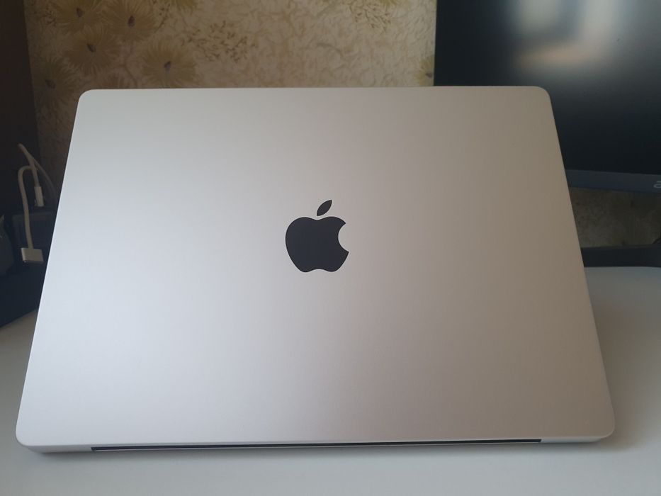 Ноутбук MacBook Pro 14 m1 pro 16/512