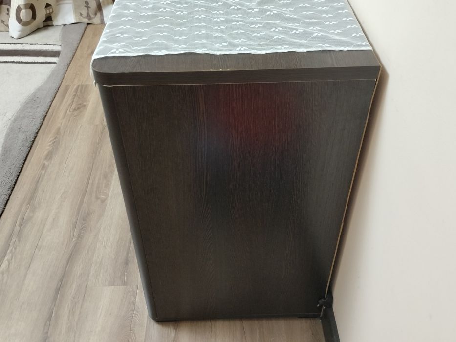 Продам кровать,стол,комод