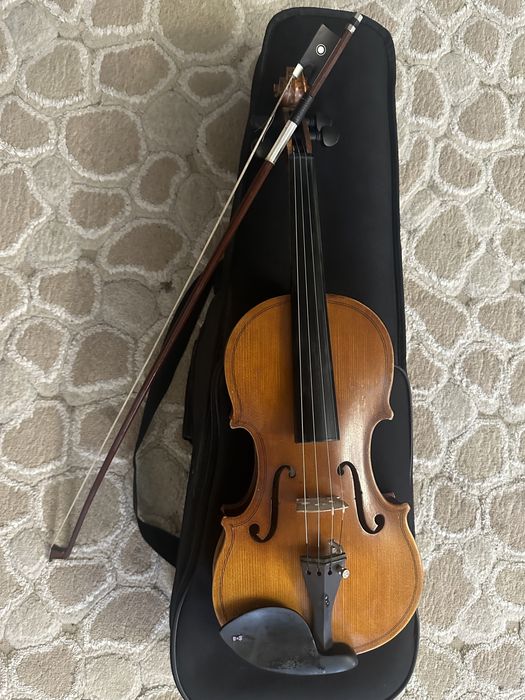Продам скрипку 1/2