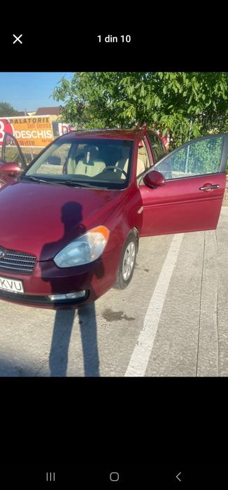 Vând Hyundai Accent