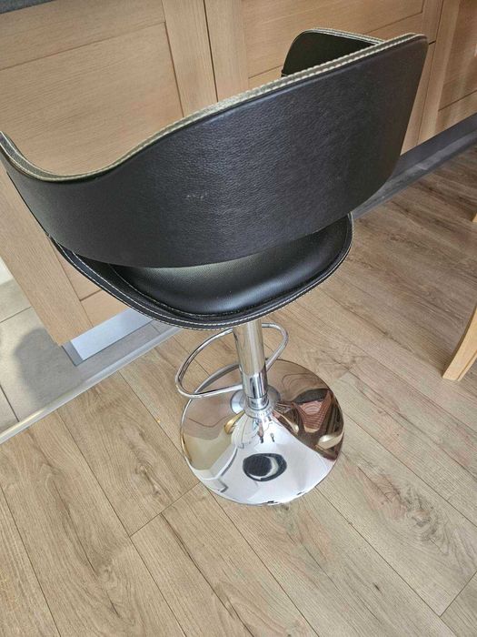 Бар стол кожа,въртящ се подходящ за бар,кухня и офис.