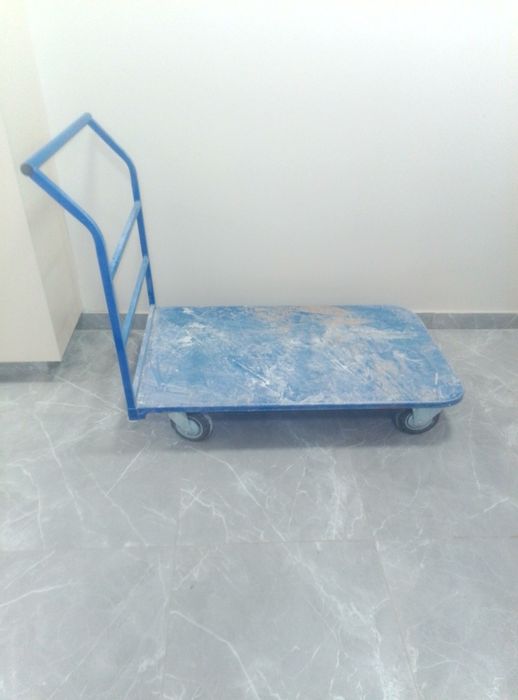 Продаю тележку 120*70