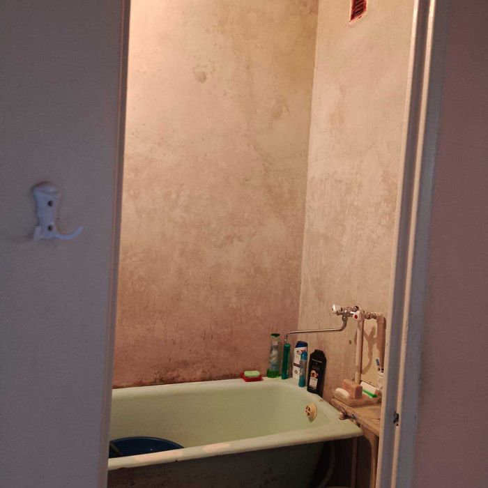 Продам трех комнатную квартиру