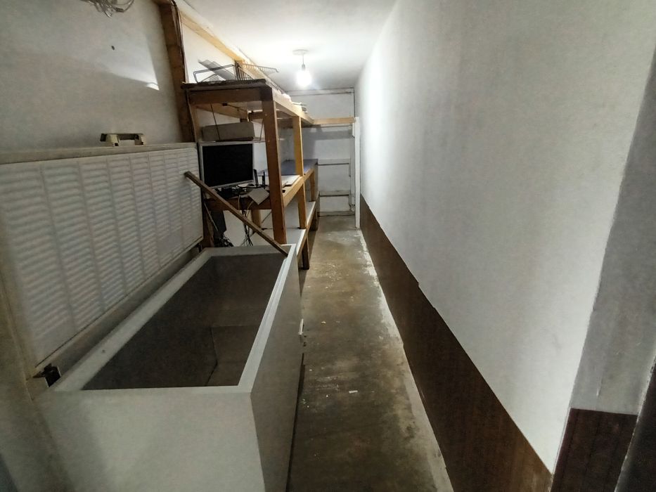 Inchiriez spatiu comercial