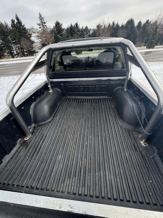 Mitsubishi L200 – 2003 | 2.5 Diesel | Autoutilitară | Negru mat