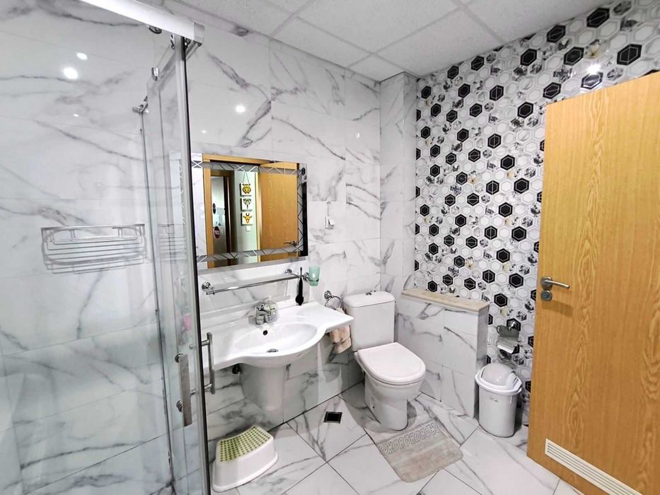 Продава се Тристаен апартамент в Варна, Виница - 116 кв.м за 1896 €/кв.м - Снимка #10