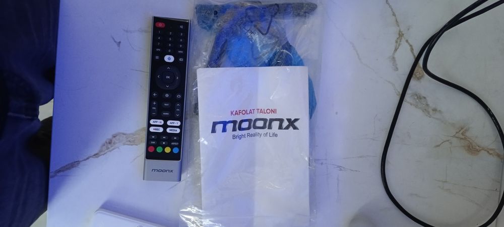 43 smart tv Moonx yangi