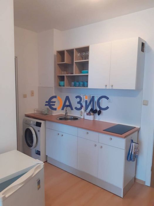 Продава се Двустаен апартамент в к.к. Слънчев бряг - 55 кв.м за 505 €/кв.м - Снимка #6