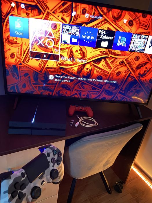 Playstation 4 modat